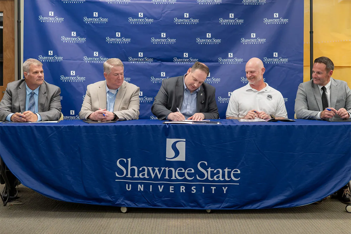 SSU President Eric Braun signs MOU with leaders of partnered CTC schools