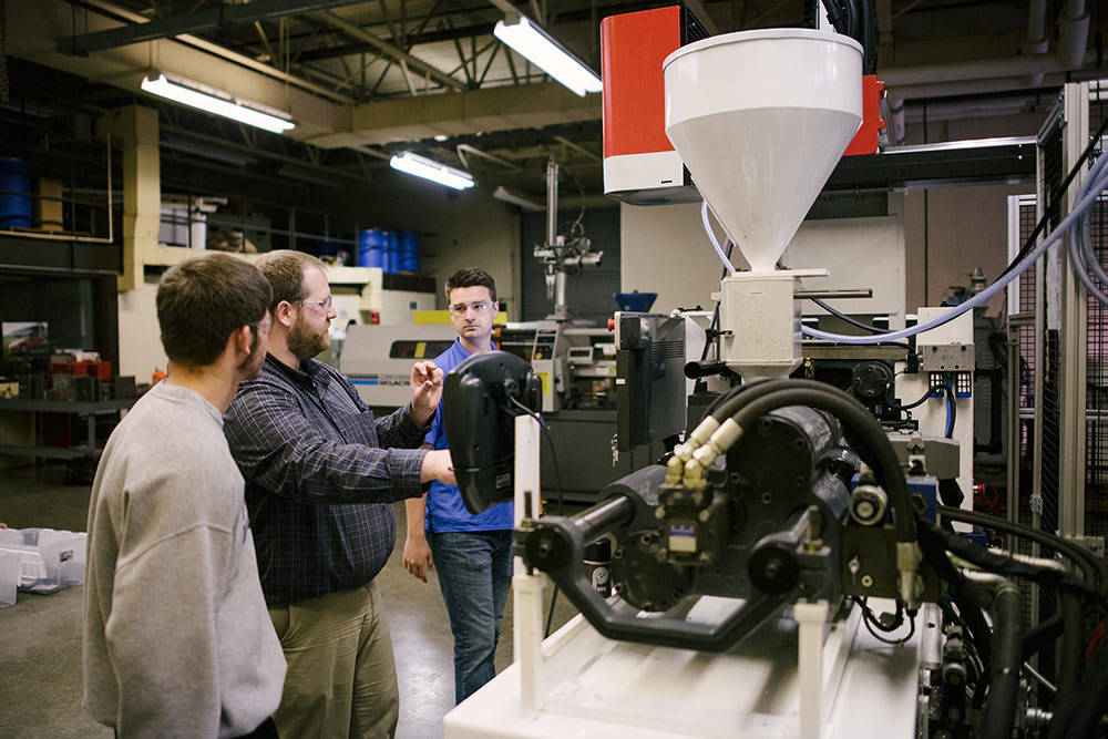 SSU Plastics Engineering Technology lab