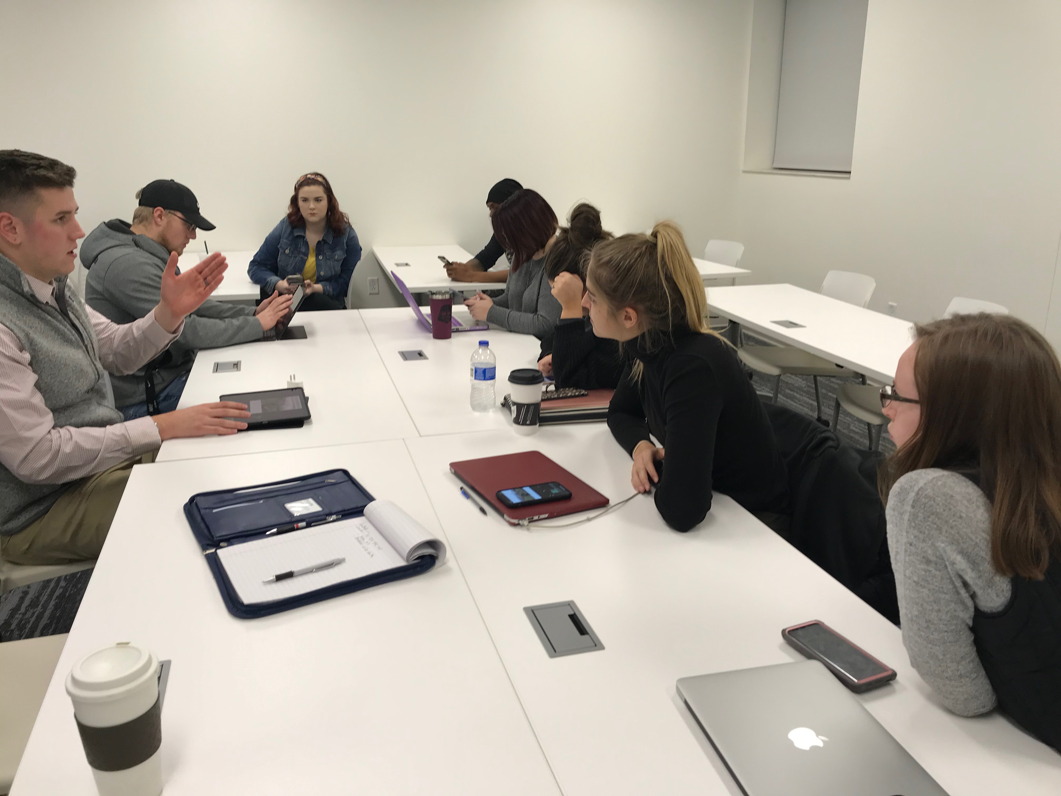Connor Sherman, Brand Manager for the Glockner Family of Dealerships, discusses social media content creation with SSU marketing students during a multimedia workshop.