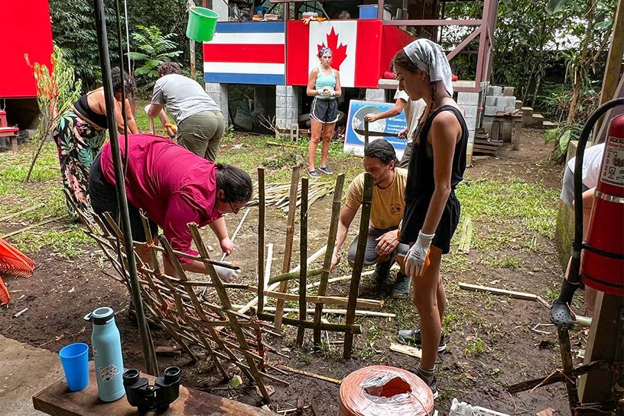 students working during Costa Rica trip